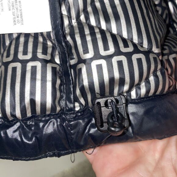 COLUMBIA Sz XL WHITE PINE THERMAL COIL WATERPROOF QUILTED JACKET BLACK - Picture 9 of 12